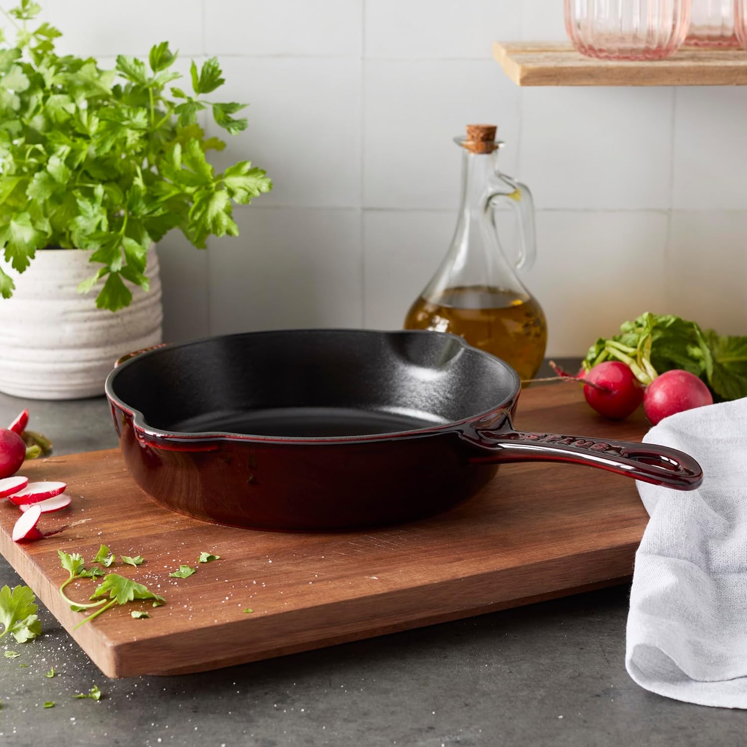 Makelele Fry Pans Cast Iron 8.5-inch Traditional Deep Skillet-Cherry