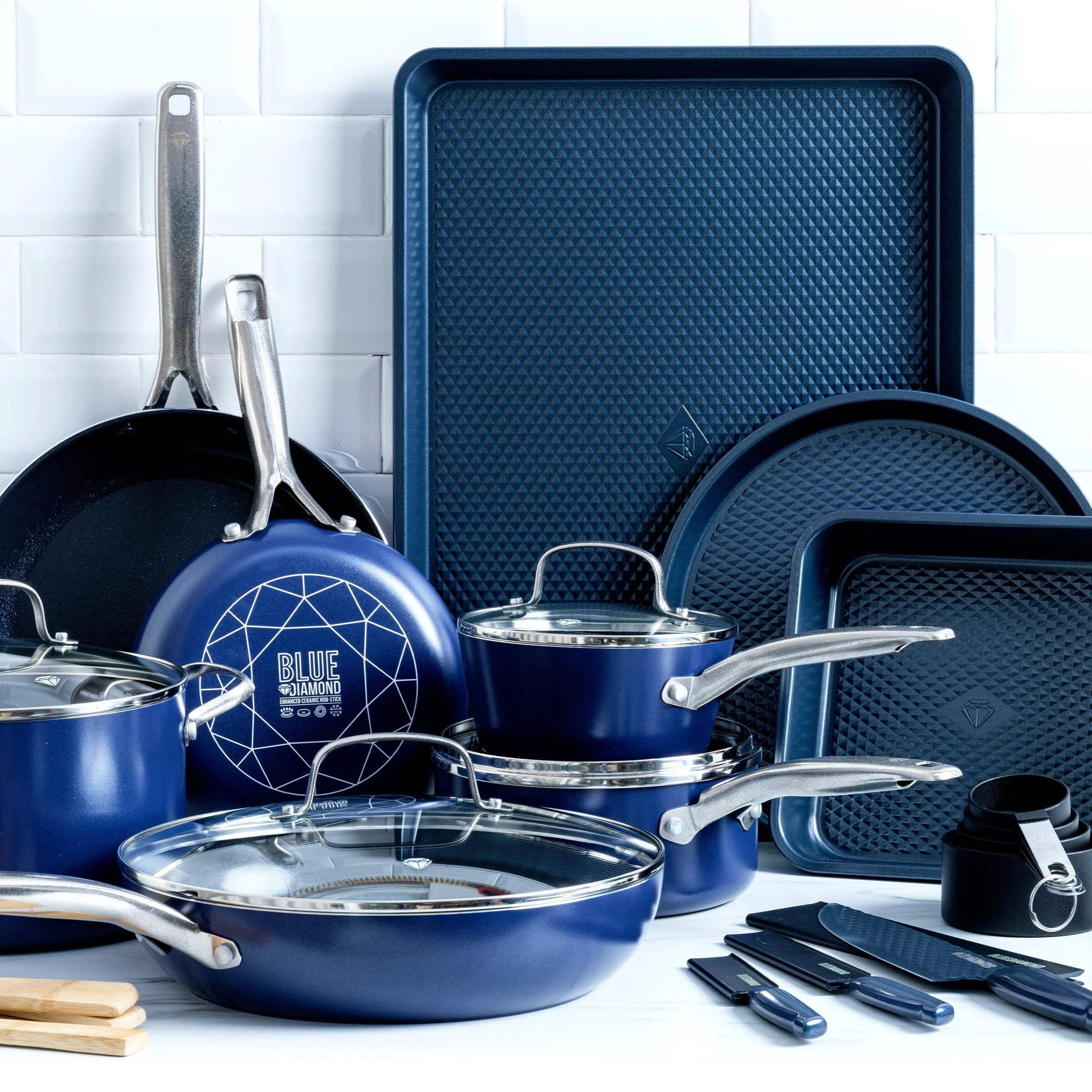 Blue Diamond 30-Piece Set