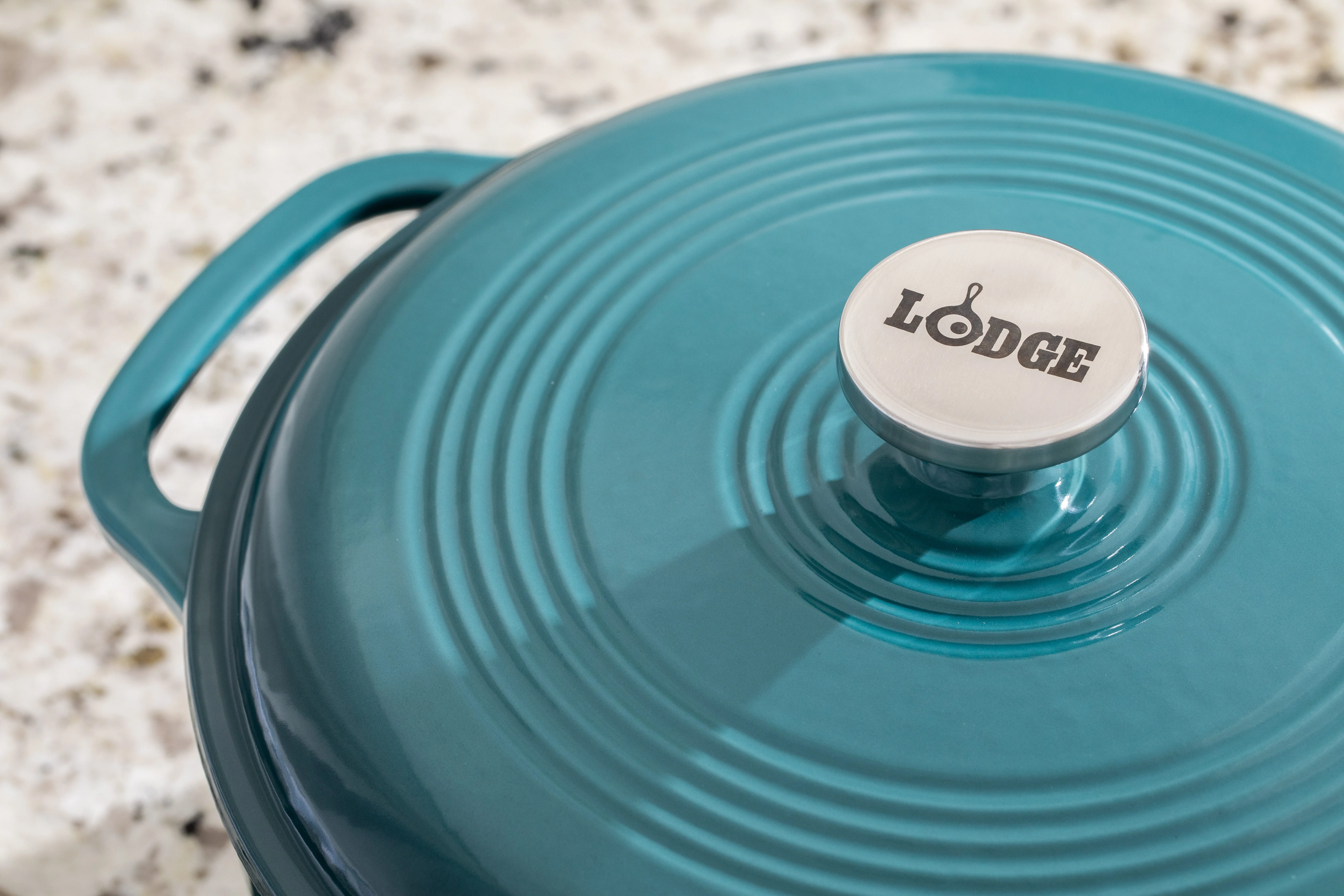 Lodge Cast Iron 6 Quart Enameled Cast Iron Dutch Oven, Lagoon Green