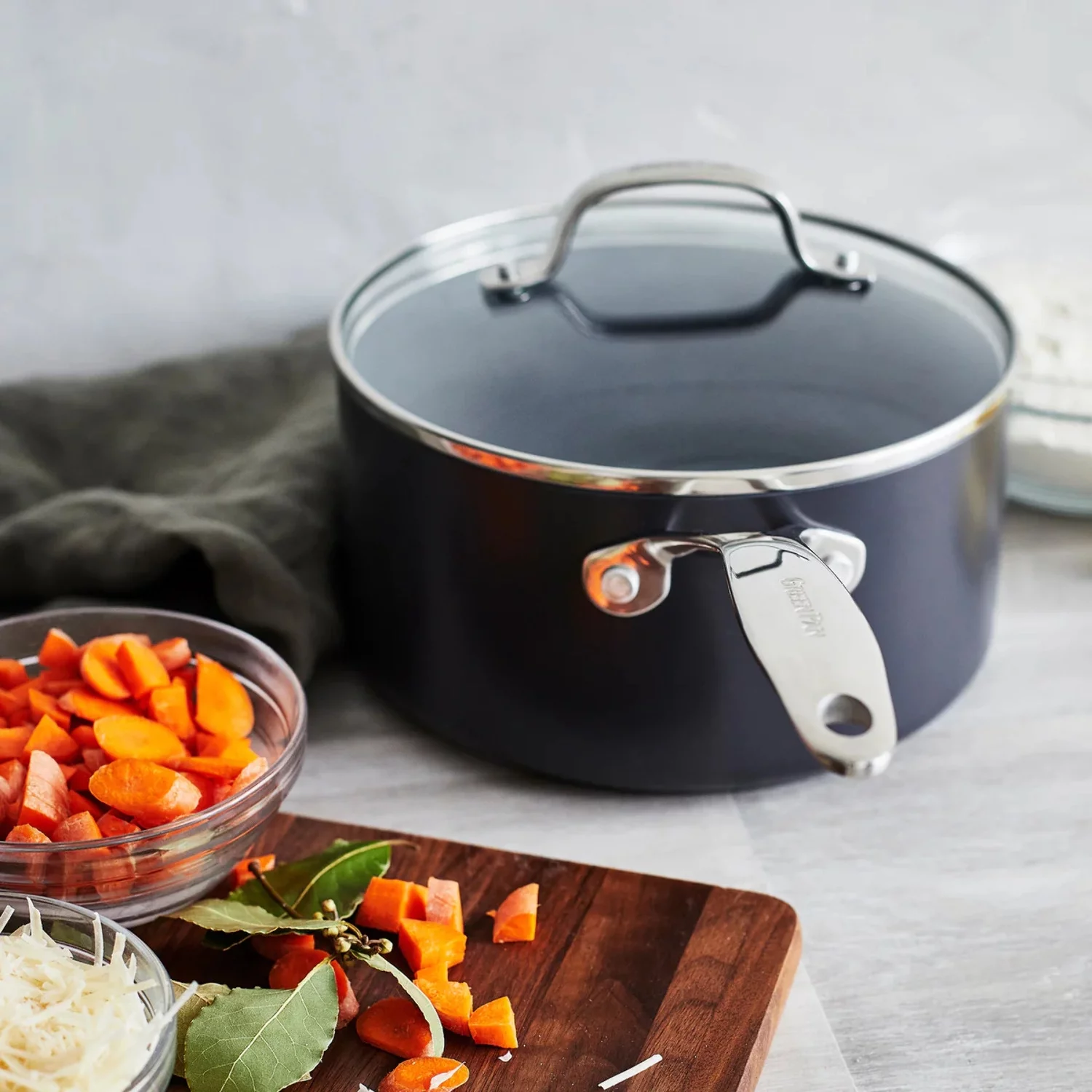 GreenPan Valencia Pro Healthy Ceramic Nonstick 13-Piece Cookware Set